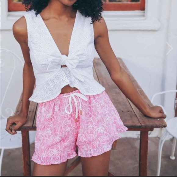 Lauren James Pants - NWT Lauren James Malibu Printed Ruffle Shorts